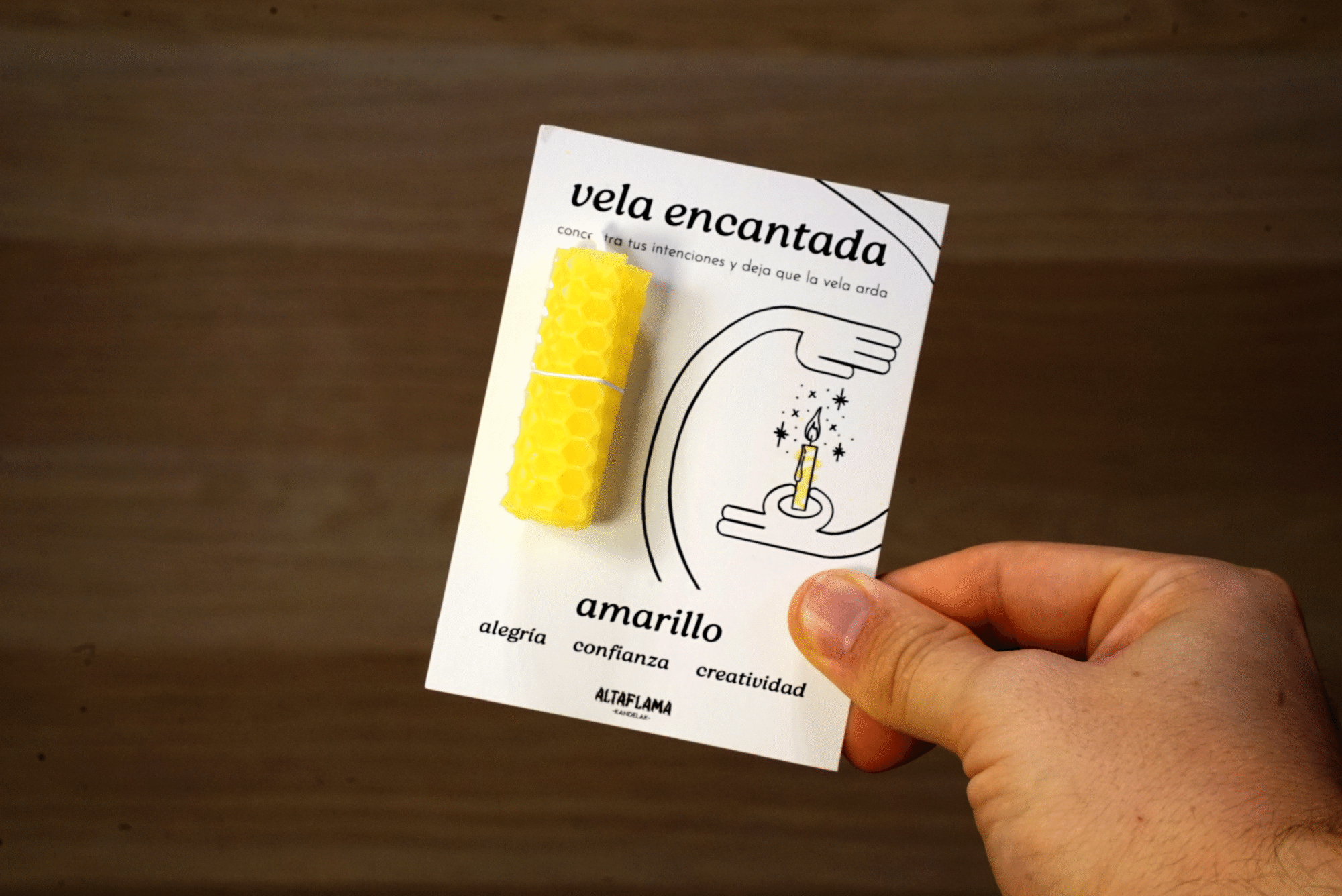 02. vela encantada amarilla, alegria confianza creatividad Vela encantada: Amarillo (alegría · confianza · creatividad)