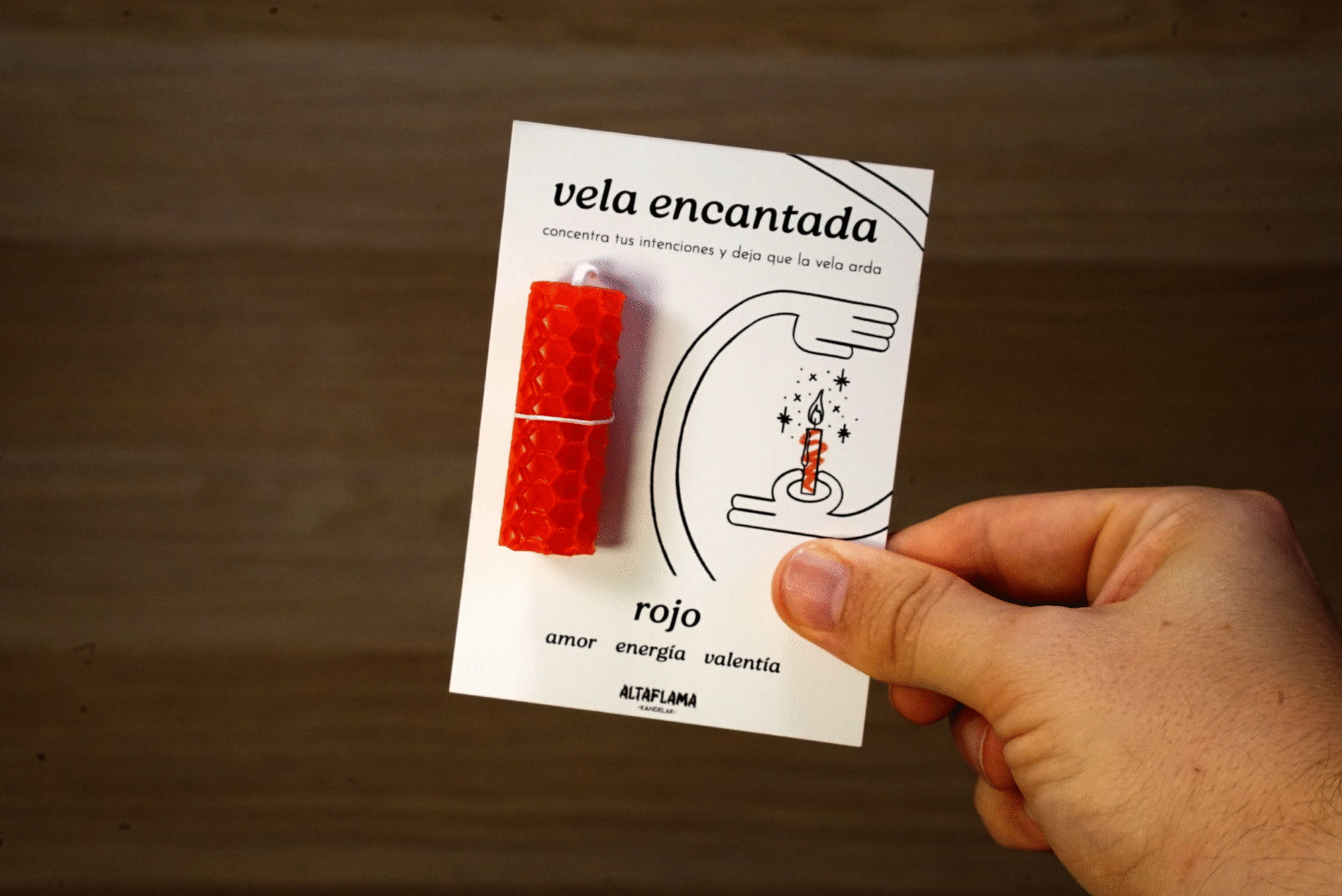 Vela encantada: Rojo (amor · energía · valentía)