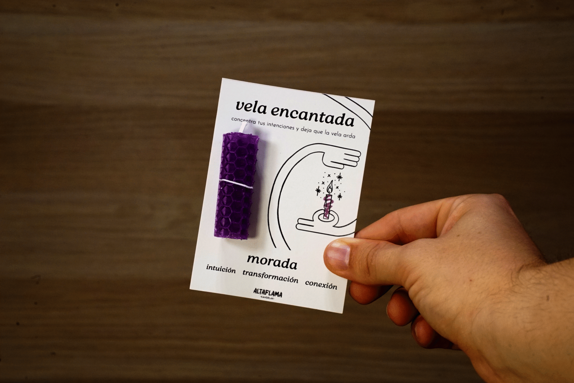 Vela encantada: Morado (intuición · transformación · conexión)