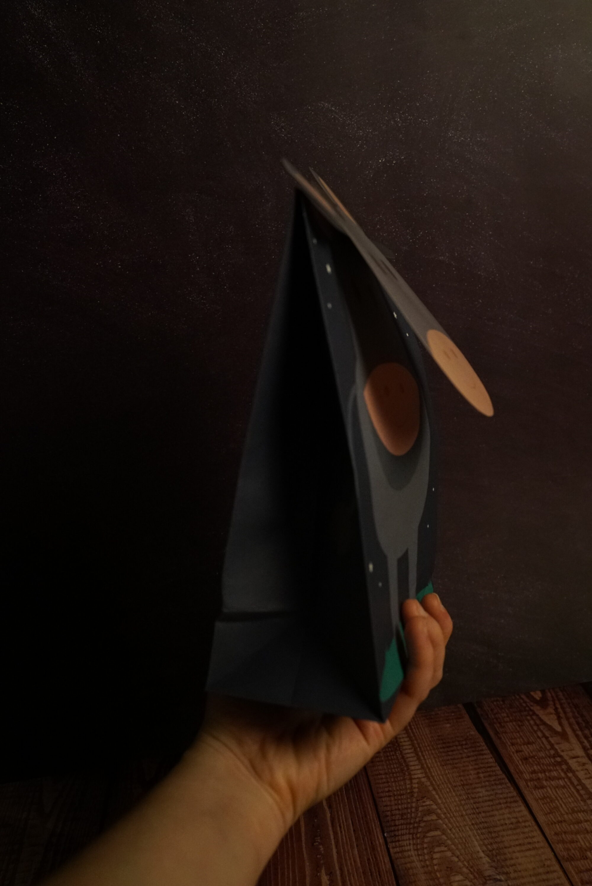 Opari-poltsa – Olentzero, Mari Domingi eta astoa | Bolsas de papel de regalo – Olentzero, Mari Domingi y Burro