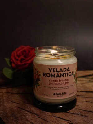 Velada Romántica - Rosas frescas y champagne (260gr)