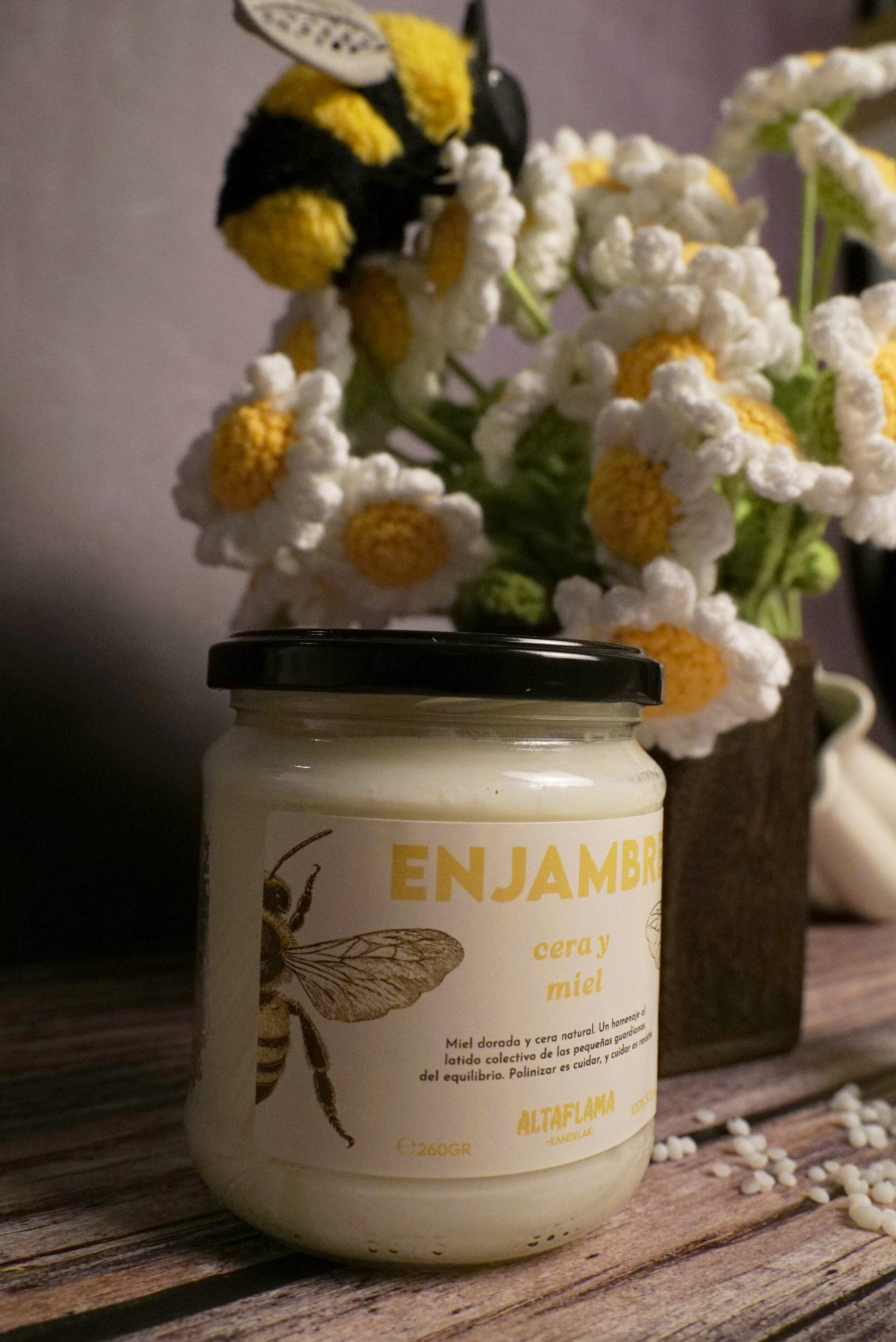 enjambre 2 Enjambre - Cera y Miel (260gr)